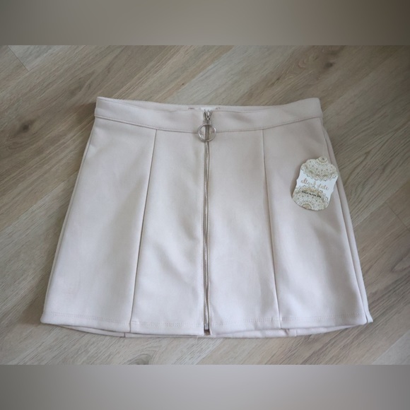 NWT Altar'd Stare LOLA Skirt Tapioca Medium (M) Zipper in Front - Picture 5 of 10